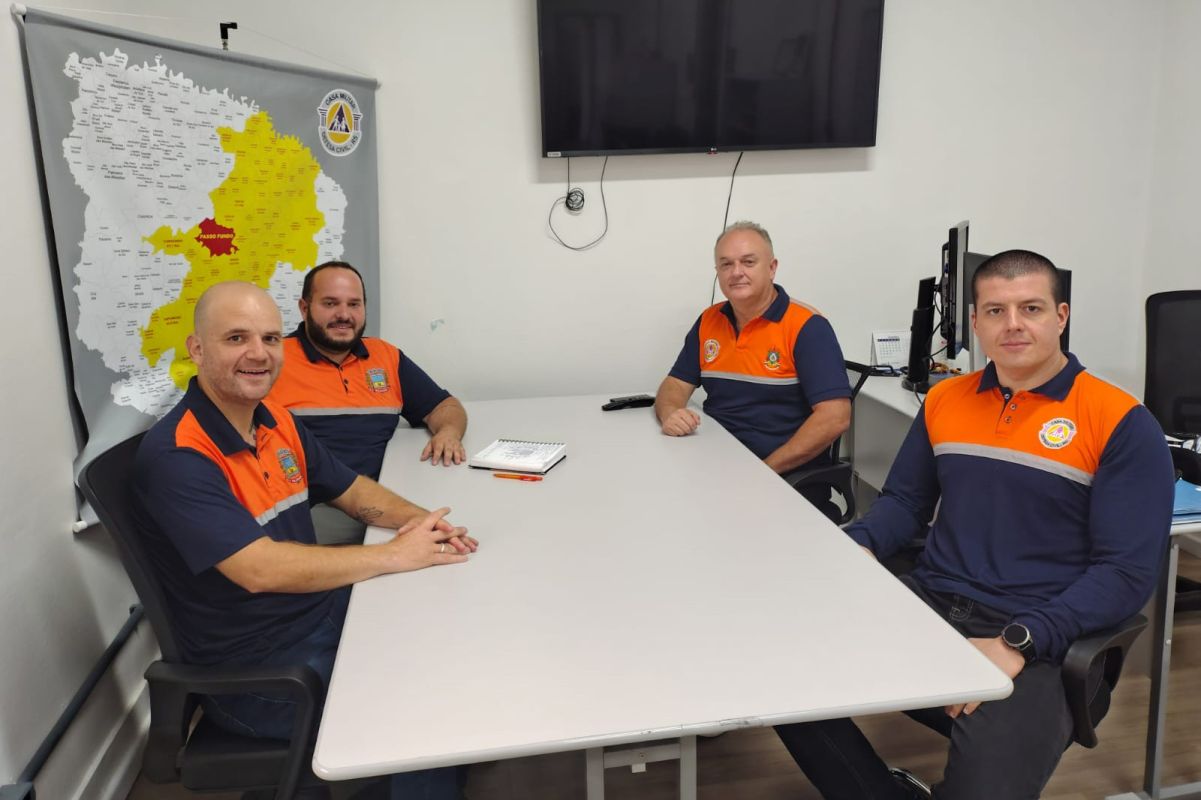 SOLEDADE PARTICIPA DE REUNIÃO TÉCNICA NA COORDENADORIA REGIONAL DA DEFESA CIVIL 