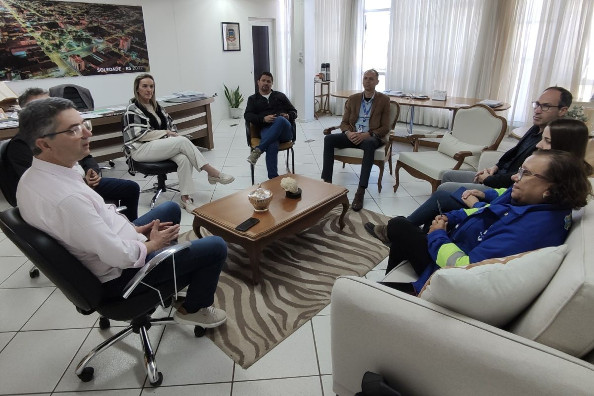 PREFEITURA DE SOLEDADE SERÁ PARCEIRA NA IMPLANTAÇÃO DO PROGRAMA JOVEM APRENDIZ EM SOLEDADE