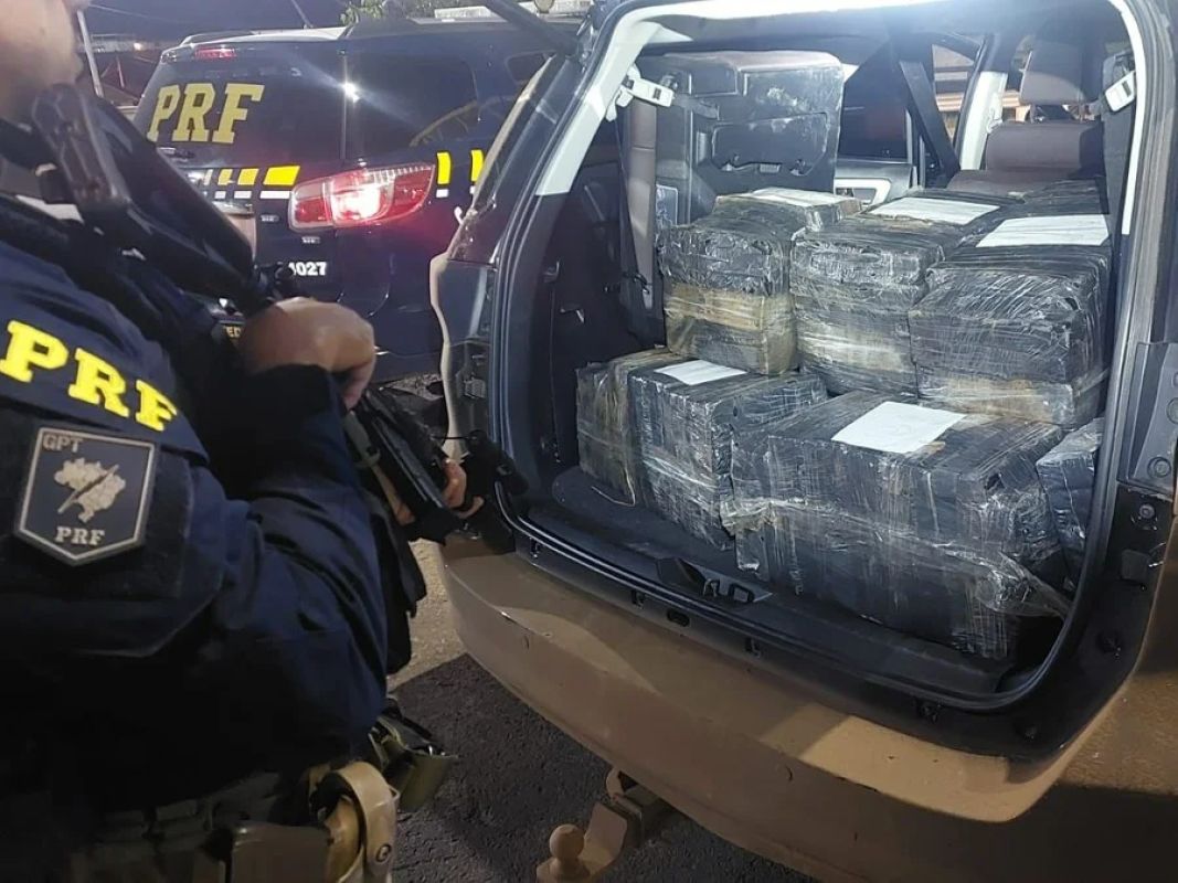  PRF APREENDE MAIS DE 630 QUILOS DE MACONHA EM DUAS OCORRÊNCIAS NAS RODOVIAS GAÚCHAS
