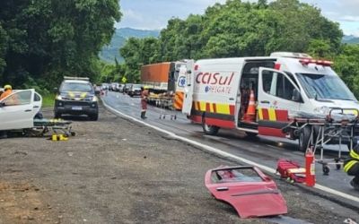 COLISÃO FRONTAL DEIXA FERIDOS NA BR-386, EM POUSO NOVO