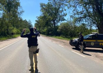 PRF prende homem procurado por tráfico de drogas em Montenegro