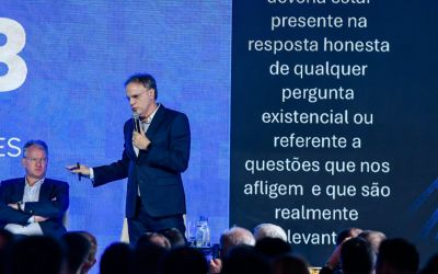 CÉSAR SAUT APRESENTA VISÃO SOBRE PROPÓSITO, PRODUTIVIDADE E COOPERAÇÃO NO FMB 2025